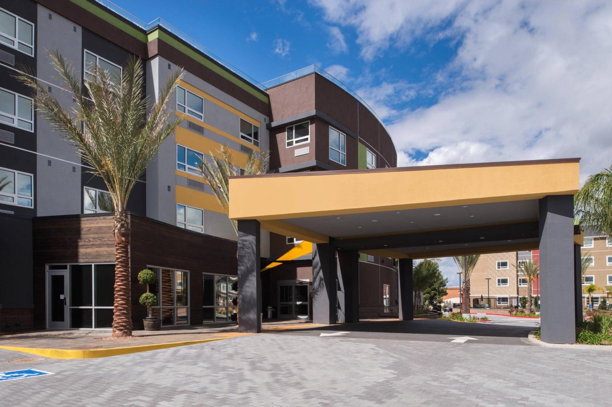 Courtyard By Marriott Temecula מורייטה מראה חיצוני תמונה